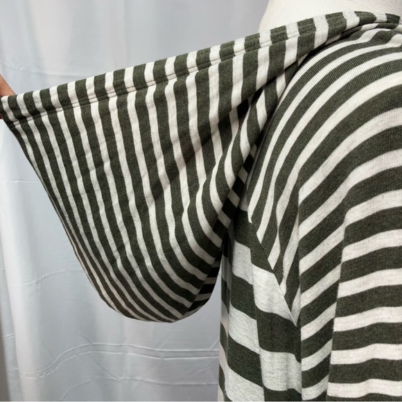 Cabi Playoff Hoodie Womens Small Ivory Green Stripe Style‎ #3995 Fall 2020 - Picture 9 of 14